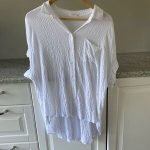 White tshirt button up blouse long back size large